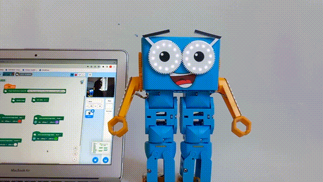 Marty's Eyes Gif A gif showing MArty's eyes chaning colour to correspond with different colours of tiles.